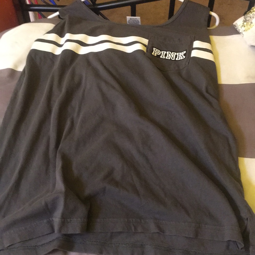 Grey muscle tee